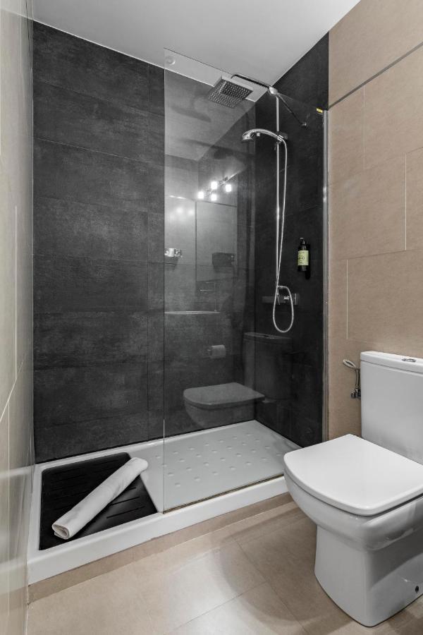 Charming Tirso De Molina III Madri Exterior foto